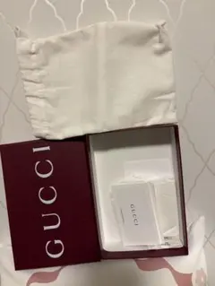 GUCCIの空き箱と巾着セットお財布購入時