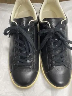 Fred Perry 黒 レザー スニーカー EUR 39のサムネイル