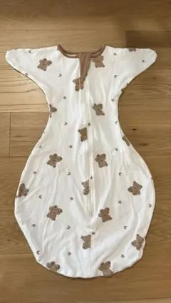 スワドル　Mサイズ(3〜6ヶ月)