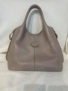 トッズ ハンドバッグ トートバック　キャメル レザー ロゴ