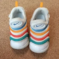 Nike ダイナモフリー　15センチ　スリッポン スニーカー