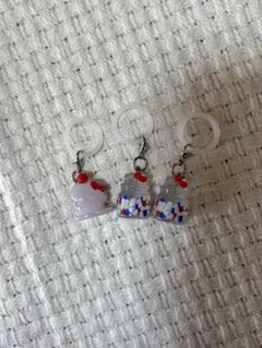 ハローキティ×モンチッチ めじるしアクセサリー3個セット