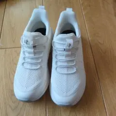 phiten METAX ホワイトスニーカー☆スケッチャーズ好きにも