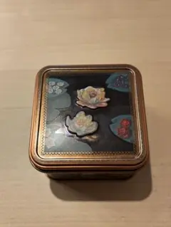 モネの庭缶
