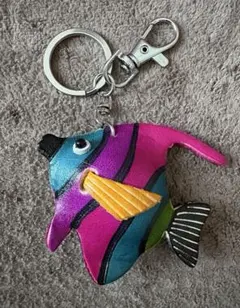 ☆牛革☆魚のキーホルダー☆のサムネイル