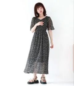 archives 花柄フレアスリーブワンピース　黒