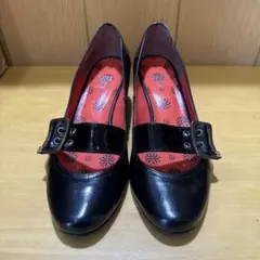 ANNA SUI アナスイ パンプス ブラック エナメル　24㎝のサムネイル