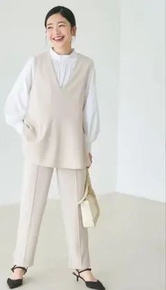 未使用　カットジョーゼットペプラムベスト