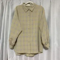 大幅値下げ！　チェック柄長袖シャツのサムネイル