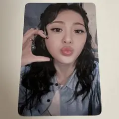 LESSERAFIM「CRAZY」POPUP　特典　トレカ　ユンジン