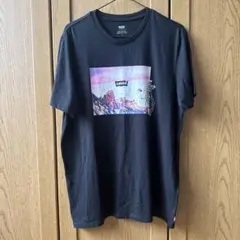 Levi's グラフィックTシャツ ブラック Lサイズのサムネイル