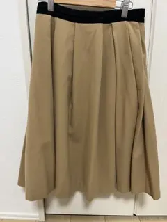 LANVIN en Bleu フレアスカート ベージュ サイズ38のサムネイル