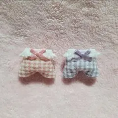 赤ちゃんお洋服2着セット　チェック桃色紫色⑤