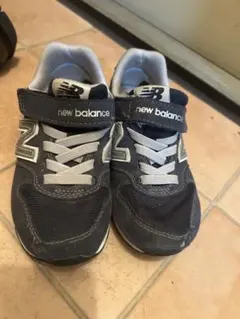 ニューバランス スニーカー