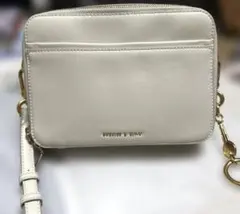 CHARLES & KEITH ショルダーバッグ