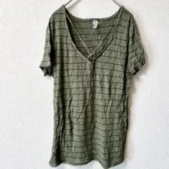 LOVE CHARM オリーブグリーン Vネック Tシャツ 半袖 夏