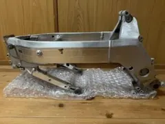 HONDA NSR250R SE(MC21)純正品ボトムケース赤黒 HONDA NSR250R SE(MC21)純正品ボトムケース赤黒 - メルカリ