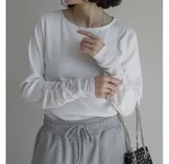 美品　リエディ　ストレッチリブシアー切り替えロングスリーブトップス　ホワイト