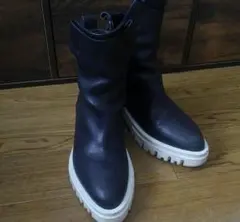 Item thumbnail for item 5a12e3fc-ed38-40ae-8e50-5729d5b52a73