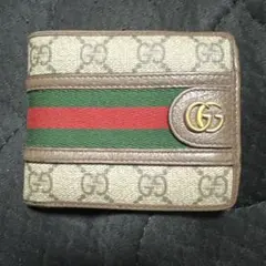 グッチ オフィディア GGスプリーム 597609 メンズ 二つ折り財布 中古