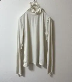 GU ジーユー　タートルネックリブニット　M