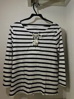 Gap ストライプ レースアップ 長袖トップス