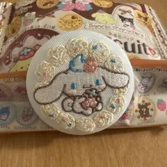 シナモロール 刺繍缶バッジ サンリオキャラクターズ