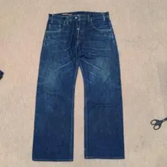 SCYE BASICS デニムパンツ ボタンフライのサムネイル