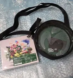 Mrs.GREEN APPLE CDプレーヤー、ヘッドホン、ストラップ セット - メルカリ