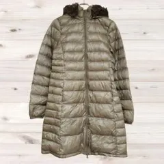 A1318 UNIQLO ダウンジャケット アウター(L) ベージュ