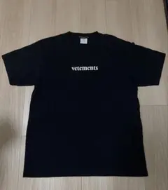 VETEMENTS 半袖 Tシャツ ブラックのサムネイル