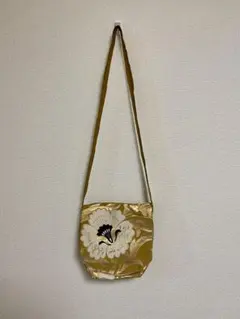 着物帯　リメイク　金色 花柄刺繍 ショルダーバッグ