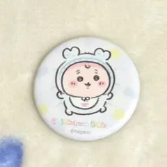 ちいかわBABY 缶バッチ 古本屋 カニちゃん