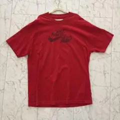 Nike 赤 Tシャツ L