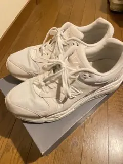 New Balance 1700 グレー ベージュ スニーカー 28