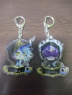 ツイステ　式典服　アクキー　イデア　オルト