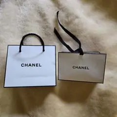 CHANEL ショップ袋 ホワイト 小型のサムネイル