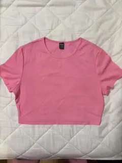 SHEIN ピンクTシャツ