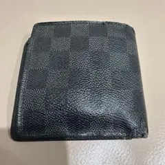 LOUIS VUITTON ダミエ グラフィット 二つ折り財布のサムネイル