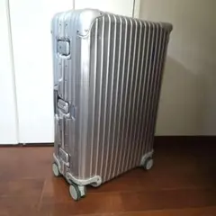 美品RIMOWA リモワ アルミニウム ビジネストローリー 4輪 高島屋購入 