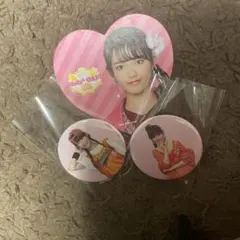 Girls² 鶴屋美咲 キーホルダー、ネームバッジ、缶バッジ セット - メルカリ