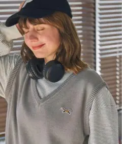 PENNEYS/ 別注 THE FOX ロゴワッペン刺繍 Vネックニットベスト