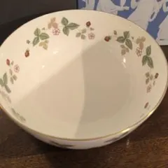WEDGWOOD ワイルドストロベリー ボウル【未使用美品】