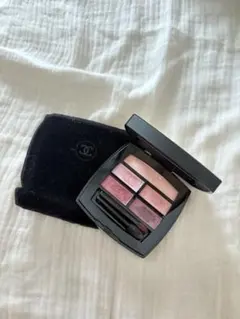 CHANEL LES BEIGES アイシャドウパレット