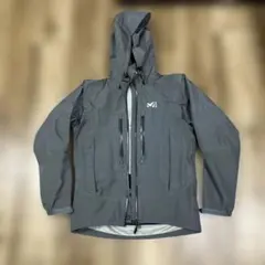 Item thumbnail for item 69cce4ed-2872-4004-bc61-43eb8abf52d4