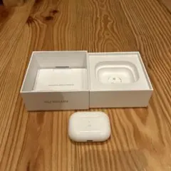 AirPods Pro 第一世代本体 充電ケース付き（左耳ジャンク品）