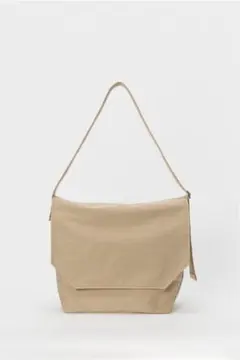 Hender Scheme flap shoulder big