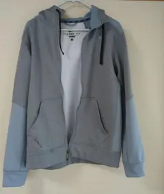 Nike サーマフィットフルジップパーカー グレー