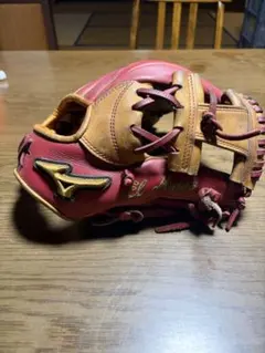 ミズプロ グローブ 赤 右投げ 太陽限定ウェブ - メルカリ