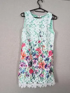 ビーラディエンス　花柄ワンピース